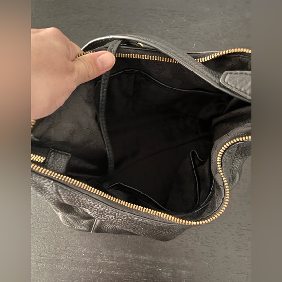 Michael Michael Kors Black Soft Pebbled Leather with Gold Hardware - Picture 4 of 12